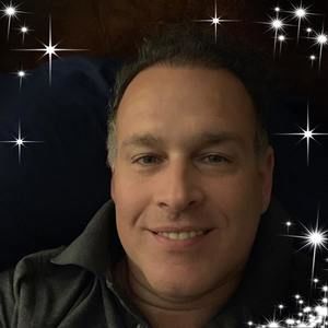 Meet your Posher, Jose